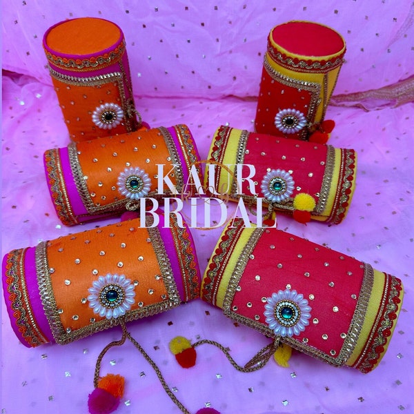 Gift box | Dhol Bidh Favors, Eid Gifts, Mehndi Favors, Sangeet Favors, Indian Wedding, Pakistani Wedding, Mini dhol shape Favors, Mehndi