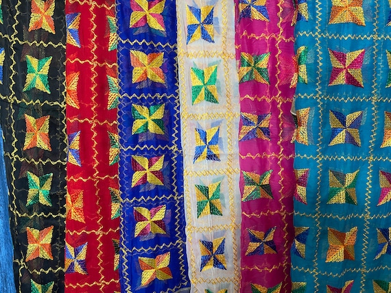 Phulkari embroidered chunni