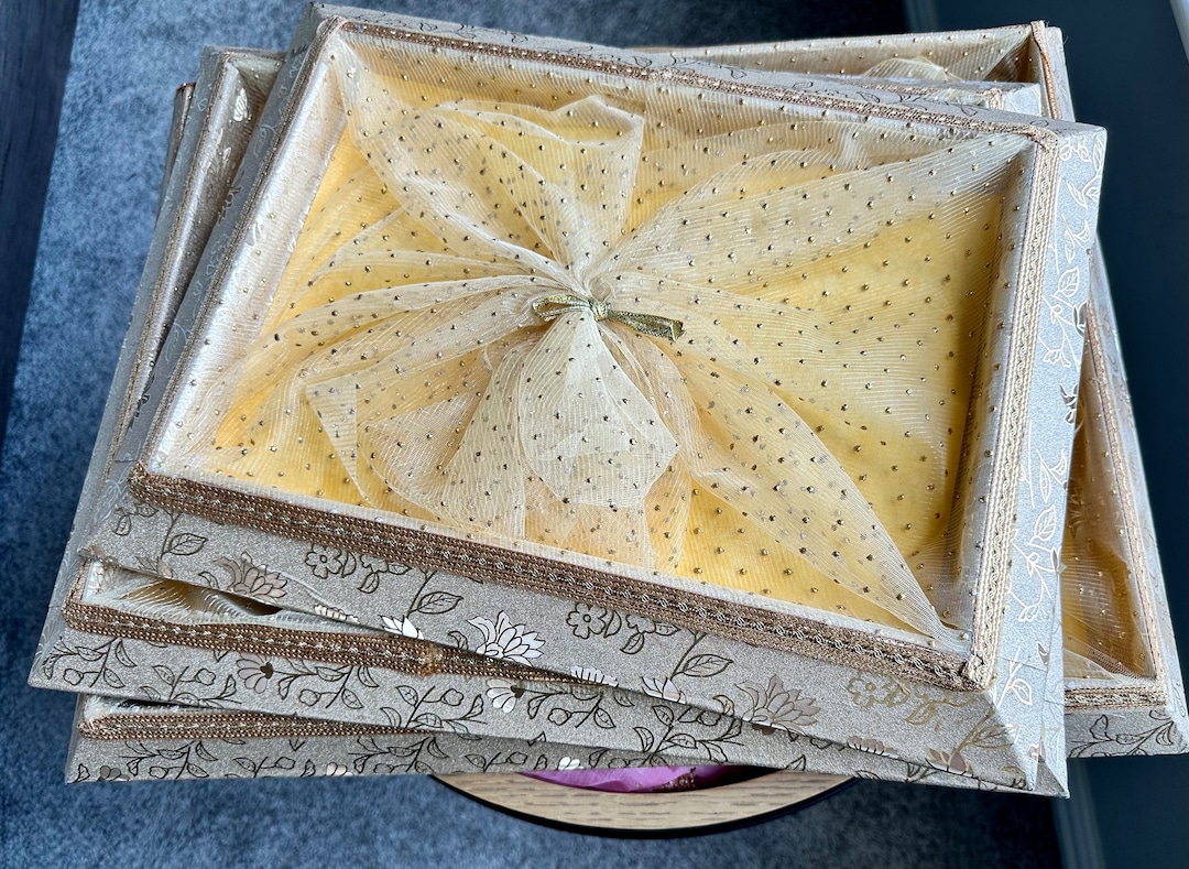 Gifting Tray With Attached Organza Cover Shagun Tray Etsy