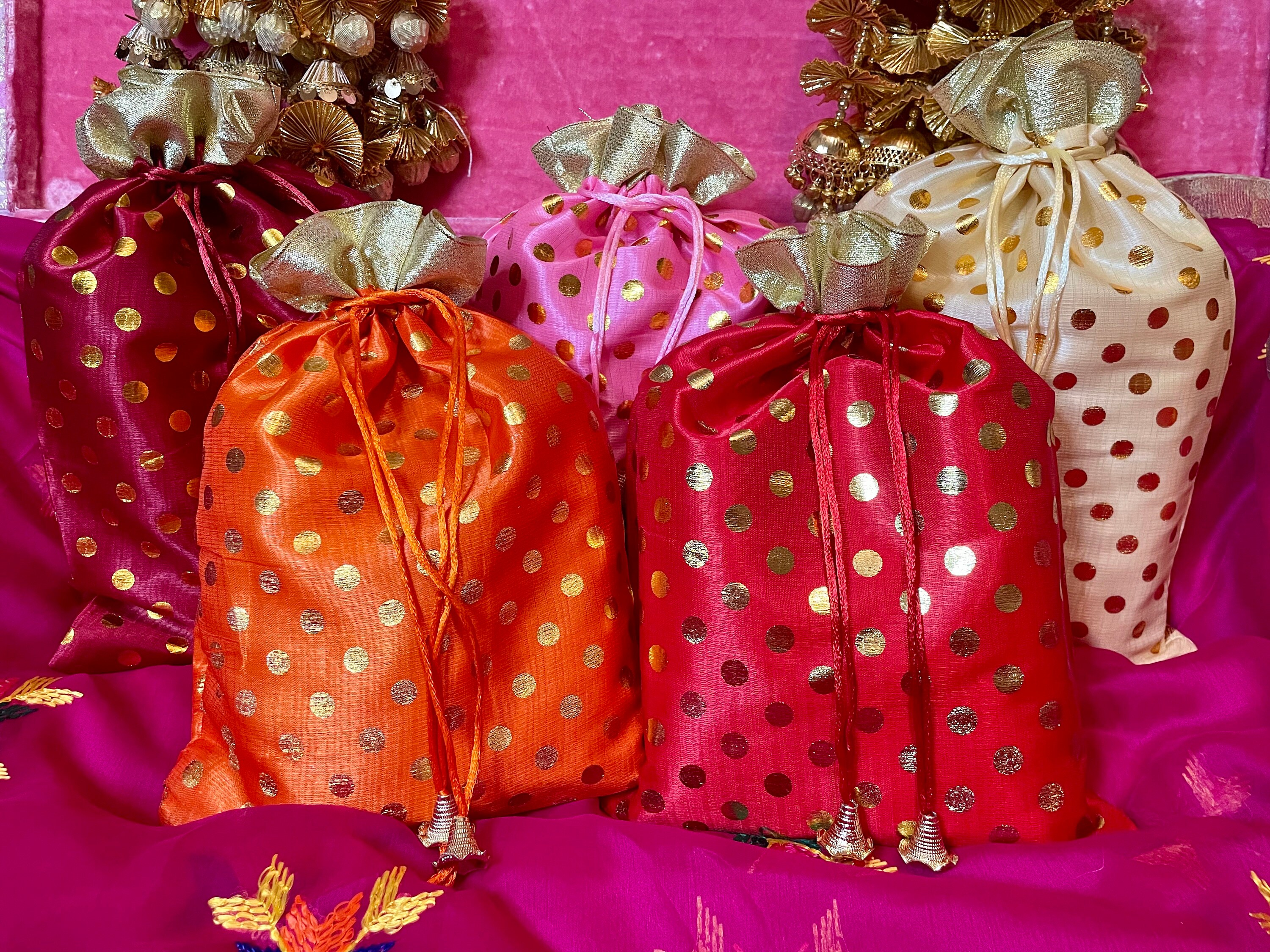 Small potli best sale bags