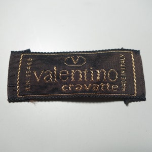 Vintage valentino label 2025