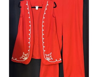 Vintage Romans 1970s Red & White Two Piece Vest Wideleg Pantsuit Soutache Trim