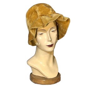 Vintage Saks Fifth Avenue Velvet Rounded Crown Cloche Women\'s Groovy Hat Austria Vintage Saks Fifth Avenue Switzerland Rounded Crown Cloche  main image 3