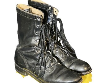 Vintage  Men\'s leather boots- Never worn.  Size 11 Men main image 3