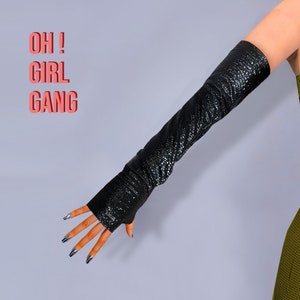 Black Metallic Spandex Fingerless Gloves, Snake Scale Half Finger Long Gloves. Festival Party Gloves, Jazz Dancer Stage Gloves.