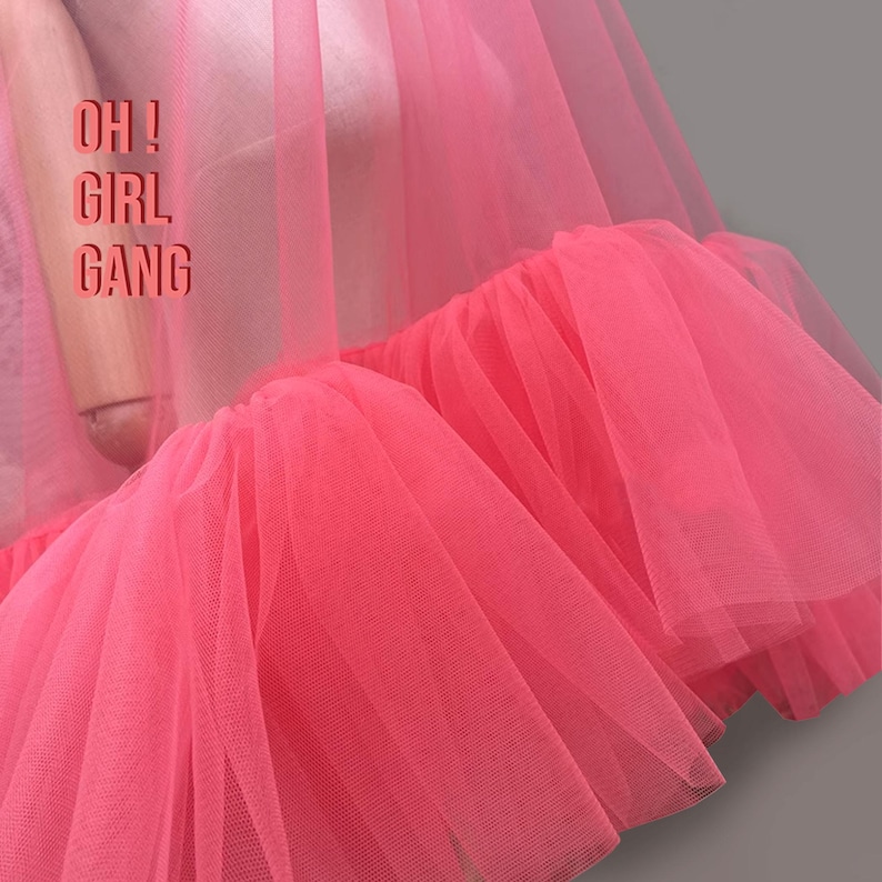Rose Pink Bridal Veil with Ruffles 160cm Long, Shoulder Length boho style Wedding Veil, Bridal Bachelorette Party Veil. Bridal photo outfits - Oh Girl Gang