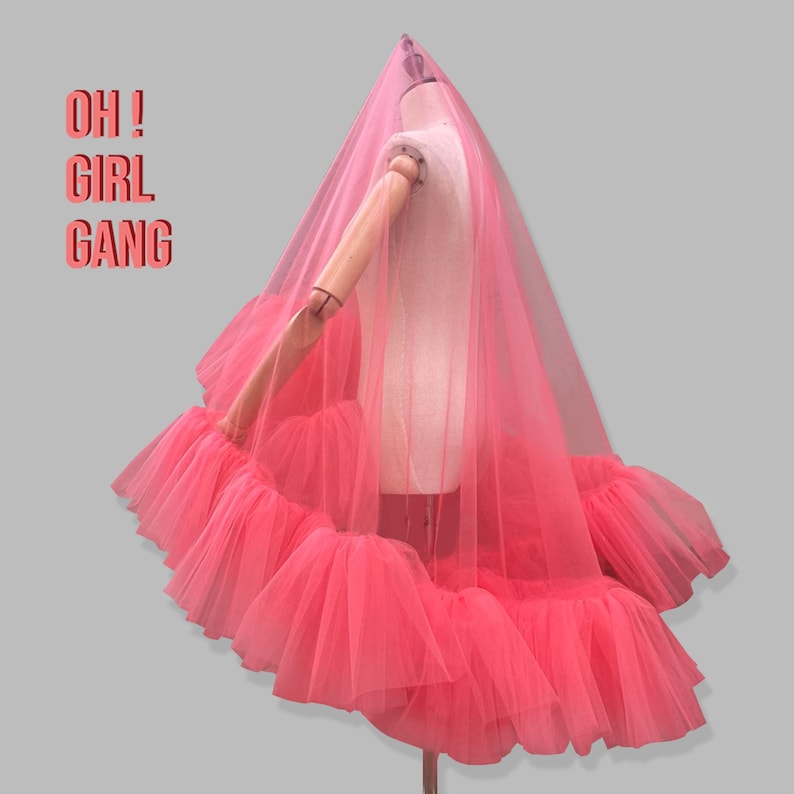Rose Pink Bridal Veil with Ruffles 160cm Long, Shoulder Length boho style Wedding Veil, Bridal Bachelorette Party Veil. Bridal photo outfits - Oh Girl Gang