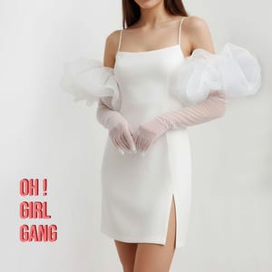 Witte tule bruidshandschoenen met soezen, ultralange losse stijl, 90 cm lang