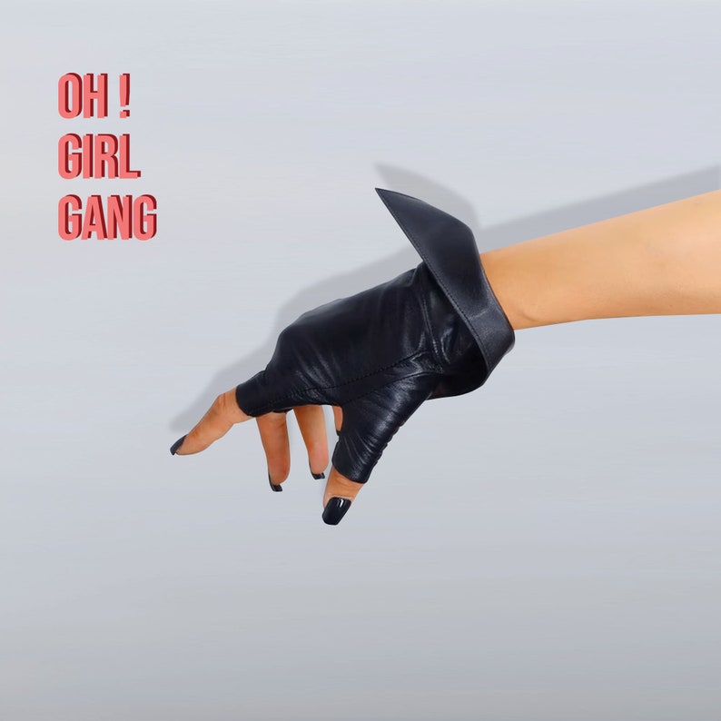 Half Fingers / Full Fingers GENUINE LEATHER short gloves, Fine quality leather gloves with folds. Touch Screen - Minimal Leather gloves. Oh Girl Gang