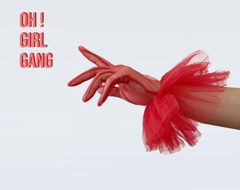 Red Ruffle Tulle Gloves: Elegant Short Gloves, Stage & Prom Accessory