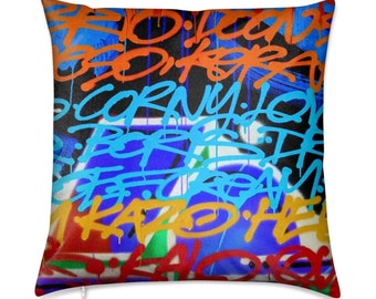 GRAFFITI CUSHION NSSR X Stick