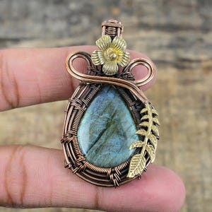 Labradorite Pendant Copper Wire Wrapped Pendant Labradorite Gemstone Pendant Gift For Mother Handmade Pendant Jewelry Labradorite Jewelry