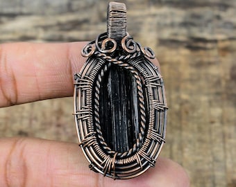 Colgante de turmalina negra en bruto, envuelto en alambre de cobre, colgante de turmalina, joyería hecha a mano, regalo para hija.