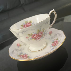Porcelana inglesa sales royal kent