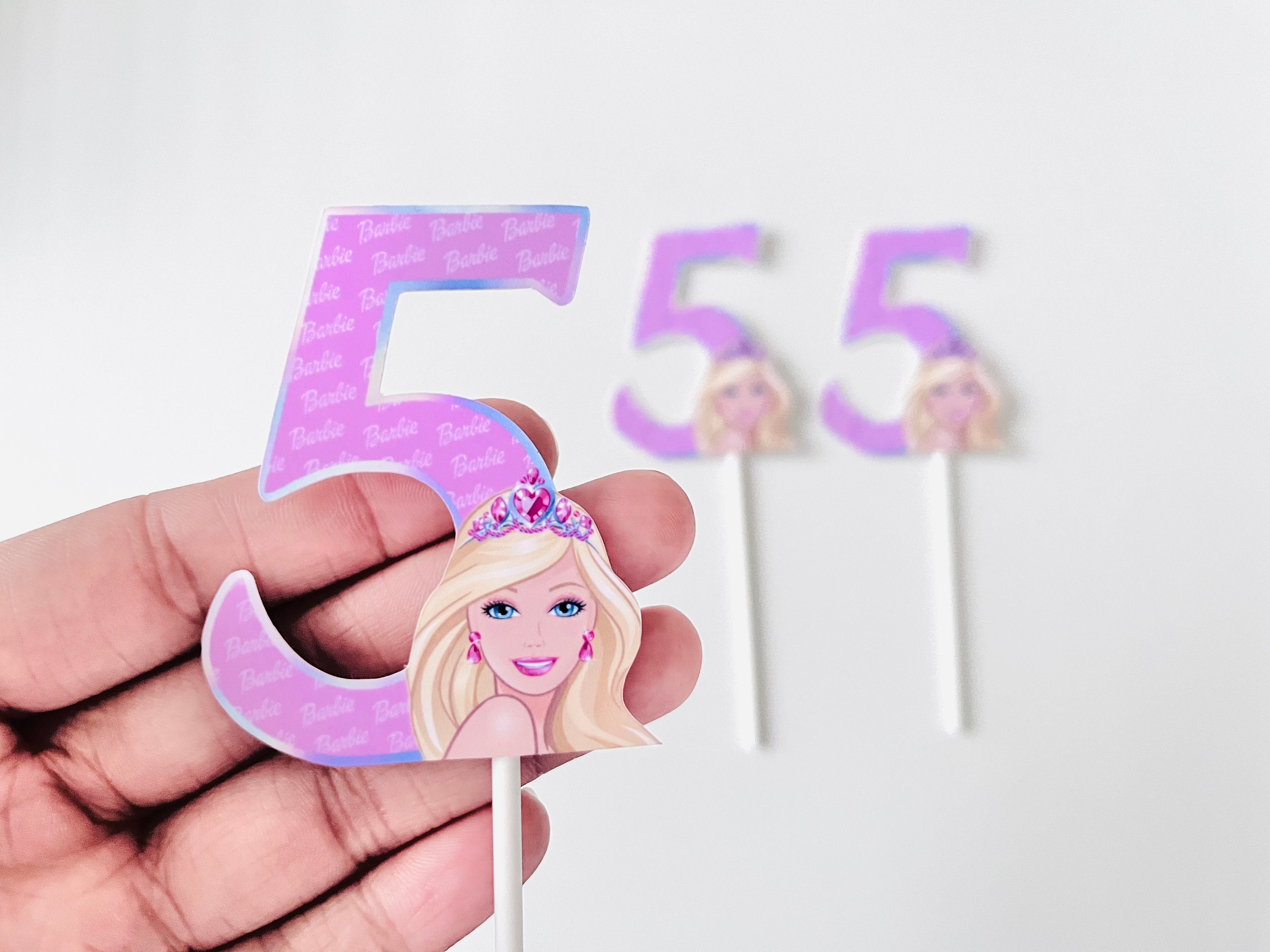 Barbie Cupcake Toppers (with Images) C34  Barbie decorations, Barbie  birthday party, Barbie cupcakes