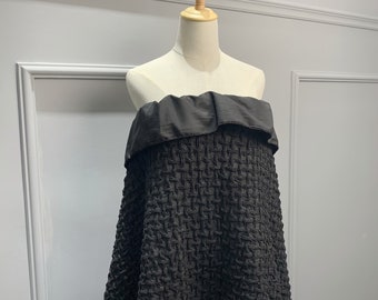 Svart töjbart broderat tyg i återvunnen polyester, metervara - Möbeltyg för kuddar - Quiltning, sömnad - SS230627-EMB18B