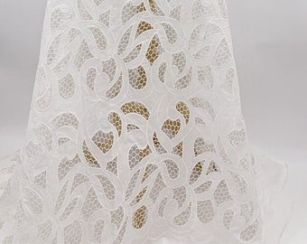 LIQUIDACIÓN - Bordado de hojas cortado a láser sobre voile de algodón blanco - Encaje de novia bordado - Tela de costura blanca - Dress Craft - SS220309-EMB08
