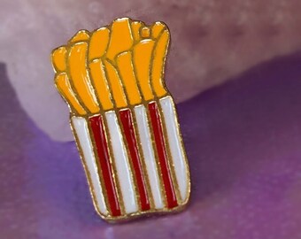 Funny Enamel Pin - Gift for her - Fries Enamel Pin - Fun Enamel Pin - Fashion pin - Lapel Pin - Fashion Jewelry - Pins and badges - Fries