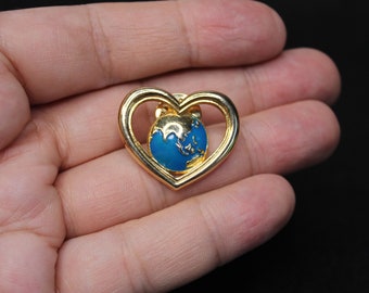 Vintage Love Avon World Heart Shaped Gold Tone Metal Lapel Pin
