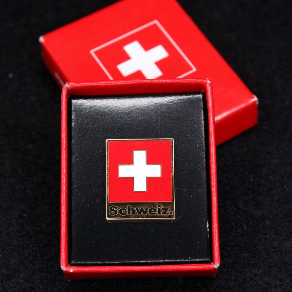 Schweiz Switzerland Swiss World House of Switzerland Gold Tone Metal Lapel Pin in Original Box