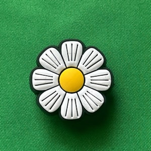 White Daisy Flower Shoe Charm