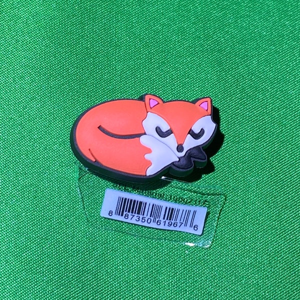 Sleeping fox shoe charm