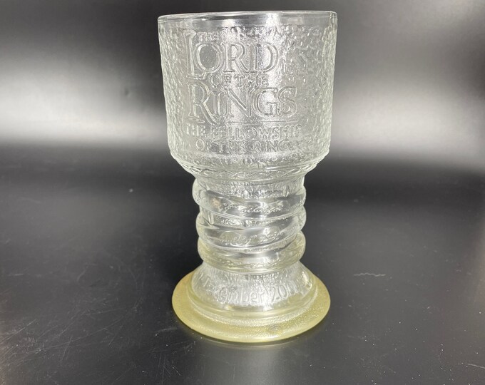 Dining | Vintage Lord Of The Rings Glass Goblets Frodo And Arwen
