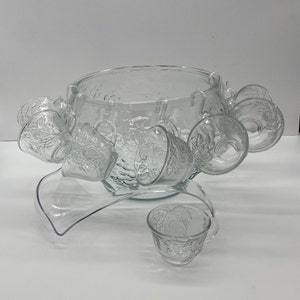 Vintage Indiana Glass 10 pc. Crystal Glass Celebration Punch Set with Punch bowl, 8 cups, 7 hooks (8 1/.2 quarts). Punch bowl, punch cups