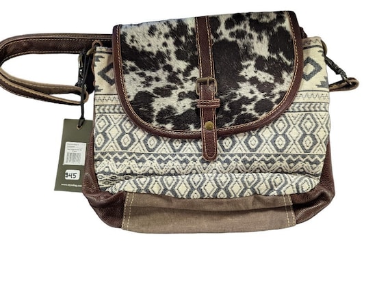 Peppy College Shoulder Bag with hairon cow print leather