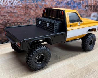 FCX18 Chevy Overland Flat Bed and Sliders