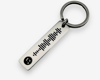 Spotify Code Keyring | Personalised Keyring | Custom Music Song Keyring | Engraved Spotify Keychain | Personalised Keychain