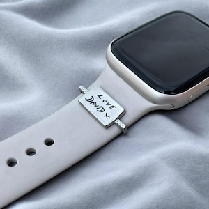 Dije de barra para correa de reloj con escritura a mano, nombre o iniciales, para Apple Watch, grabado personalizado, regalo para ella, chapado resistente al agua.