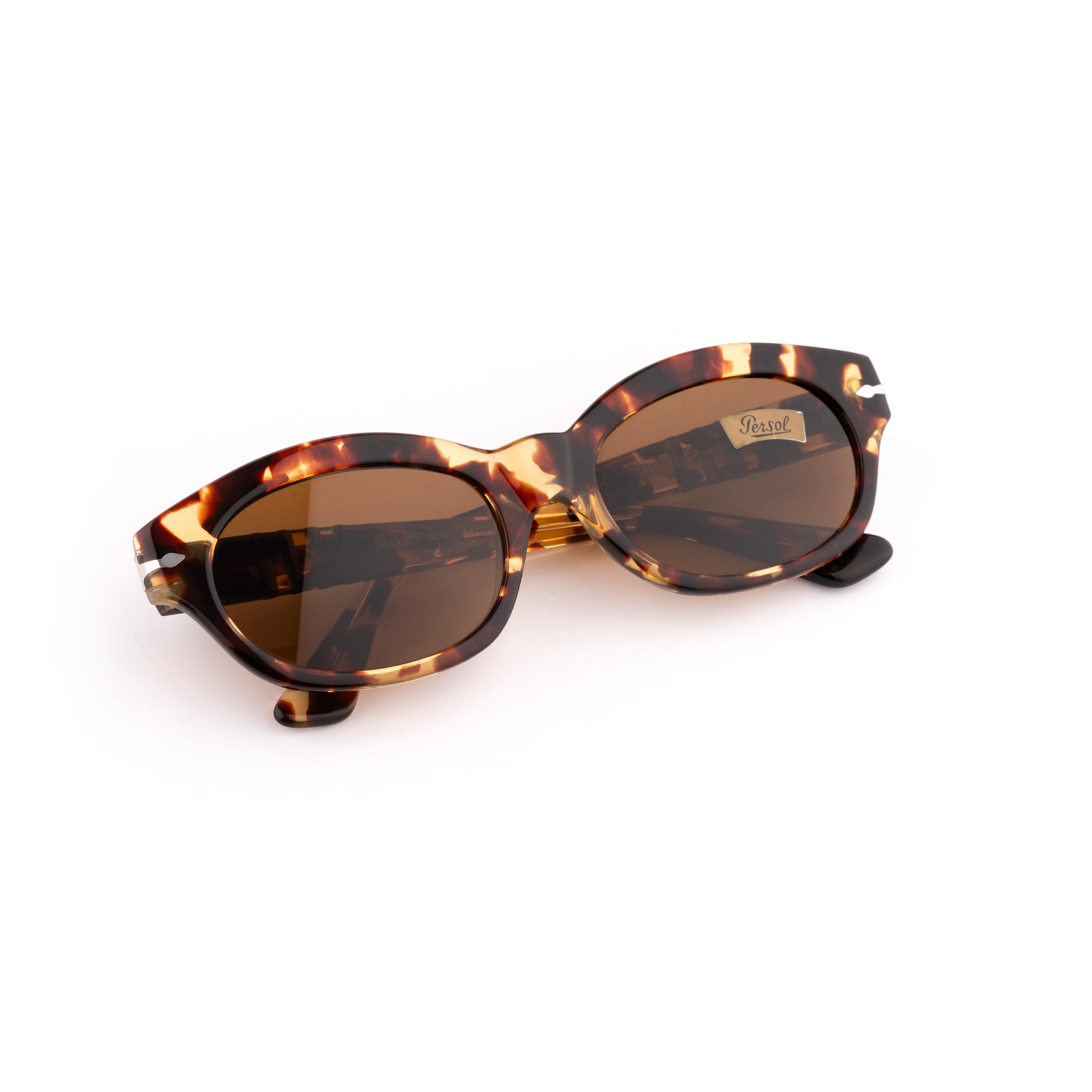 Persol Ratti 830 Vintage Sunglasses, 80s Tortoise Cat Eye, Wide