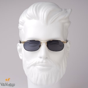 Versus by Gianni Versace F 17 39M Sunglasses: 90s Vintage Black & Gold Aviator Gift for Women and Men