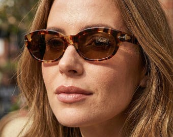 Persol Ratti 830 Vintage Sunglasses, 80s Tortoise Cat Eye, Wide Fit 145mm, Rare Meflecto System, Italian Collector Frame NOS