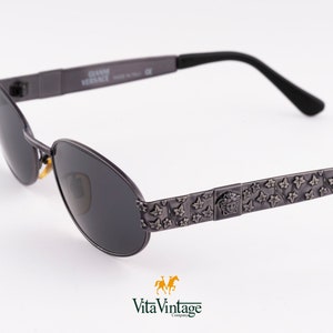 Gianni Versace X02 Vintage Frames - 90s Made in Italy Unique Oval Sunglasses Gift for Women and Mens - New Old Stock