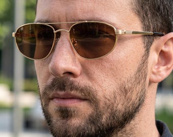 Gafas de sol Crown Vintage de los 90 / Montura de aviador de metal dorado con lentes antirreflectantes marrones / Hechas en Italia NOS / VLux Club JL 1166