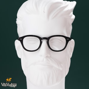 Black Retro Eye Glasses: Italian Small Square Frames