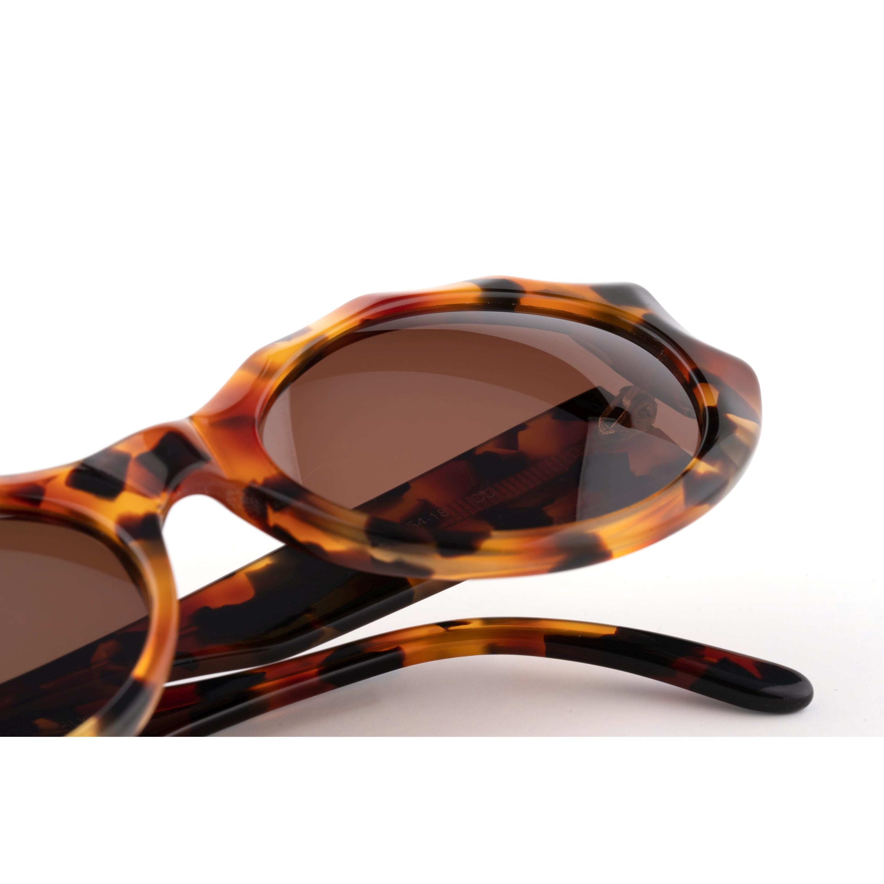 ?Tortoise Brown Cat Eye Sunglasses Retro 90s Nude Trendy Chunky UV400 Sha… Vintage Tortoiseshell Cat Eye Sunglasses: 90s Retro Style - Etsy main image 3
