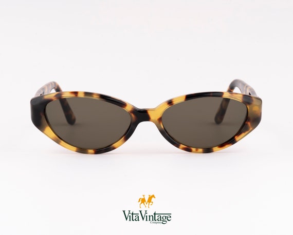 Vintage 90s tortoise oval woman sunglasses, O. Ma… - image 1