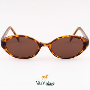 Madonna Vintage Frames - 90s Tortoiseshell Small Cat Eye Sunglasses Gift for Women New Old Stock
