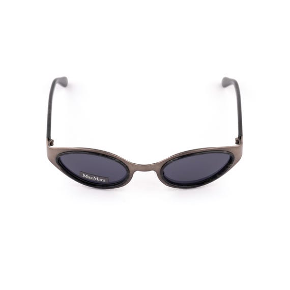 Vintage Oval Metal Frame 90s Cat Eye Sunglasses for Small Face Oval Cat Eye 90s Vintage Sunglasses - Vista – Sunglass Museum main image 3