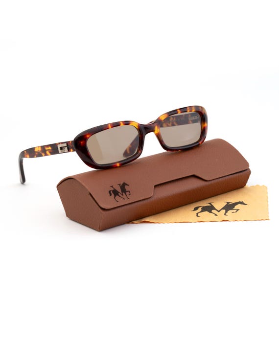 Gucci 90s Vintage Sunglasses GG 2416/S, Tortoiseshell Frame, Ultra