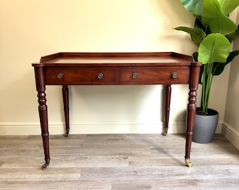 Vintage Mahogany Console Table: Solid Wood Washstand Vanity on castors