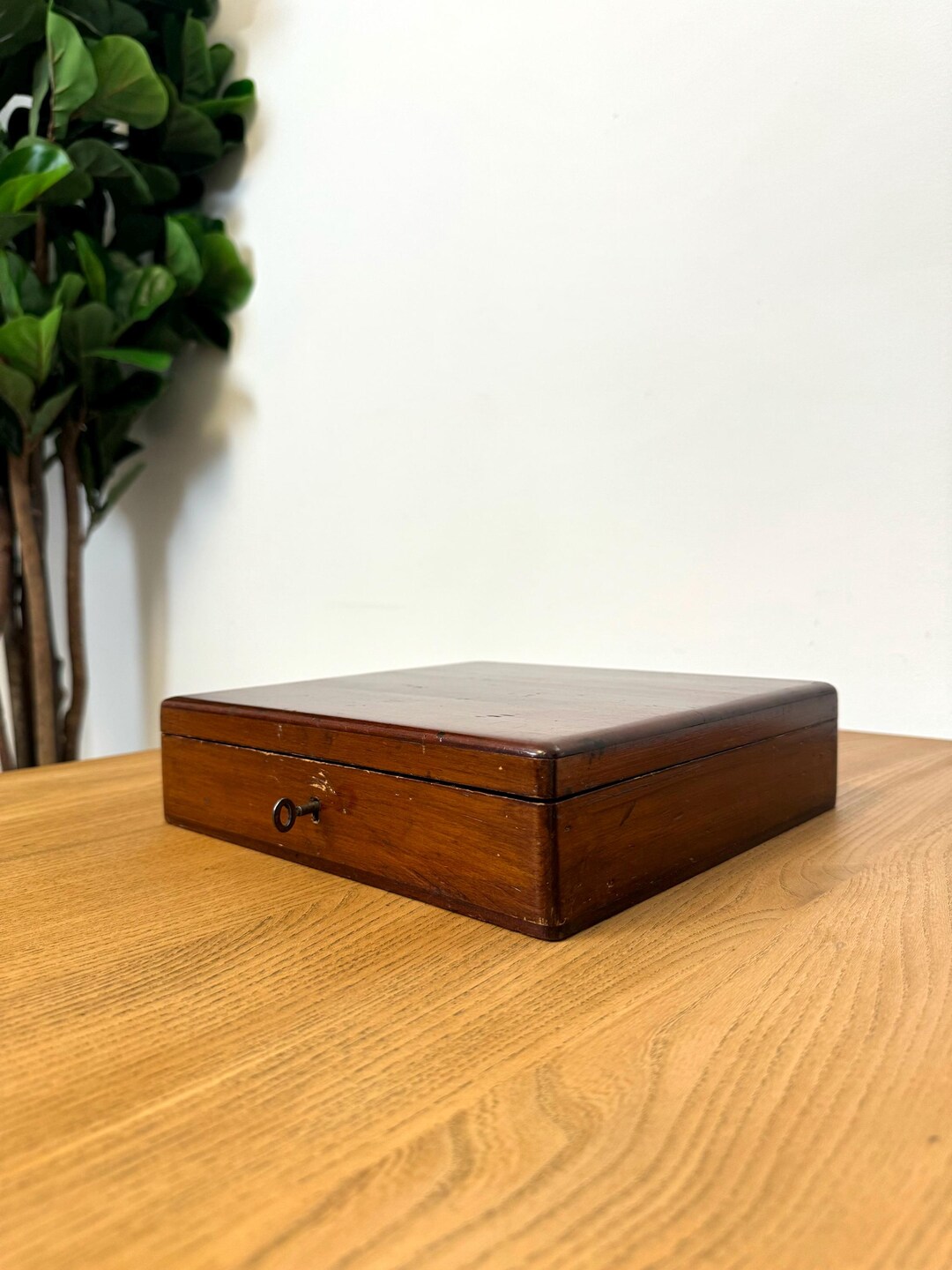 Vintage Solid Wooden Lockable With Key Storage Jewellery Box With ...