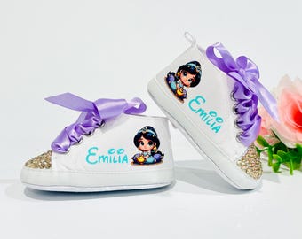 Chaussures bébé princesse jasmin, baskets personnalisées pour bébé fille, tenue premier anniversaire, cadeau princesse Disney pour bébé, tige montante à semelle souple