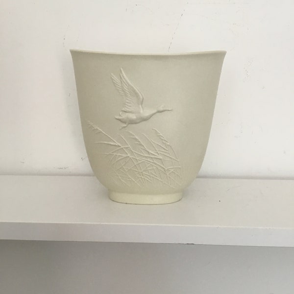 Vintage Kunstabteilung Selb white porcelain vase.  White Kunstabteilung Selb vase with embossed duck.