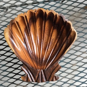 Wooden seashell bowl.  Small scallop shell shaped carved wood bowl/trinket dish.