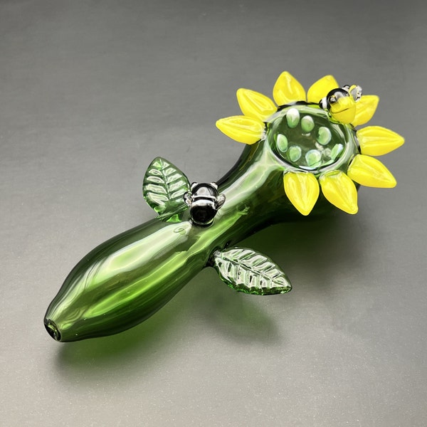 Pipa de vidrio de girasol - Pipas para fumar abejas - Hermosa pipa femenina - Linda pipa hecha a mano 5" por Moonlight Glass Studio