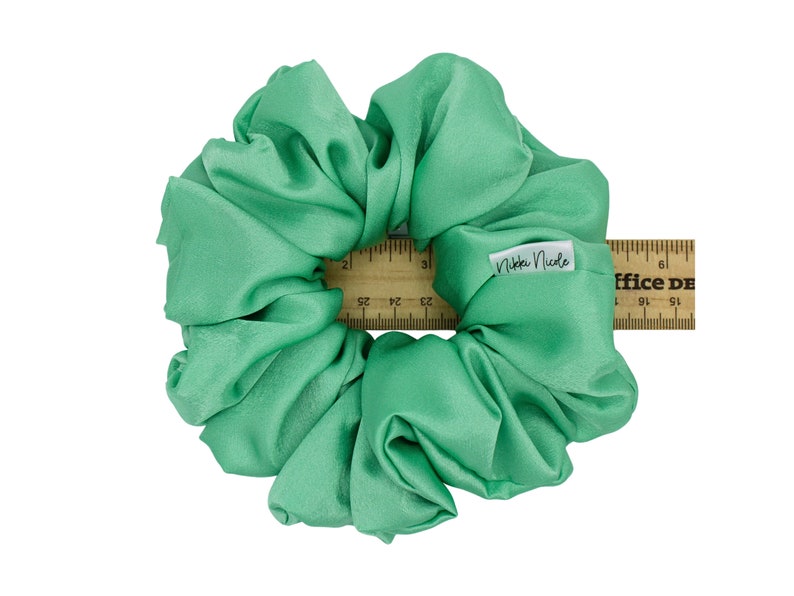 LIGHT SEA GREEN BEADED LACED SCRUNCHIE - CUTE! VERY UNIQUE